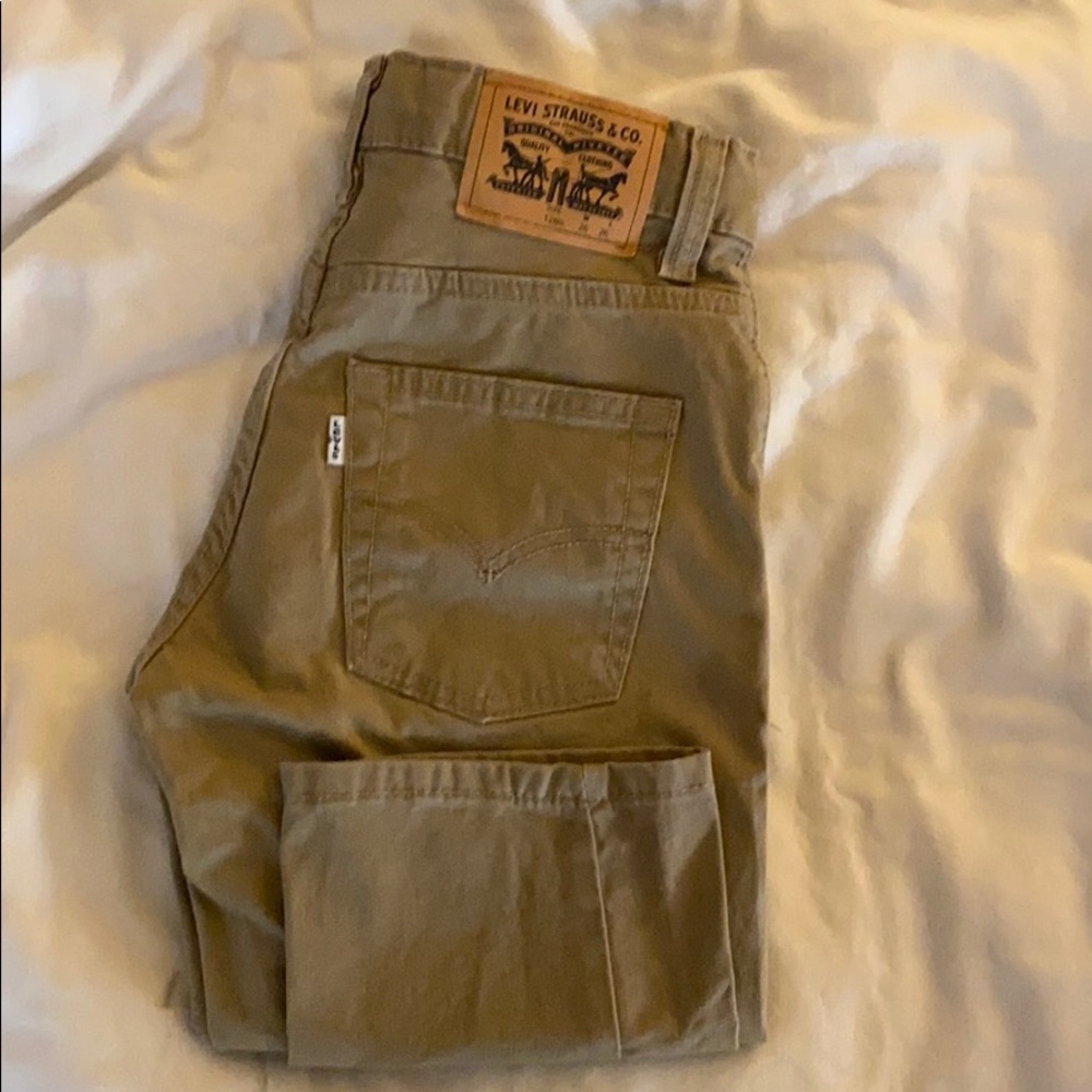 Levi’s Khaki Pants
